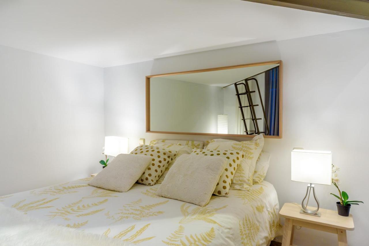 Appartamento Stylish Loft At Chueca'S Heart Madrid Esterno foto