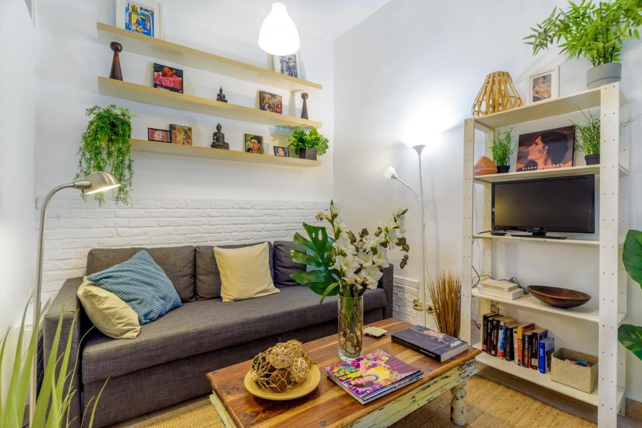 Appartamento Stylish Loft At Chueca'S Heart Madrid Esterno foto