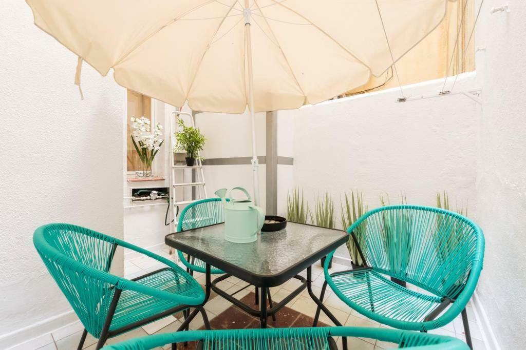 Appartamento Stylish Loft At Chueca'S Heart Madrid Esterno foto